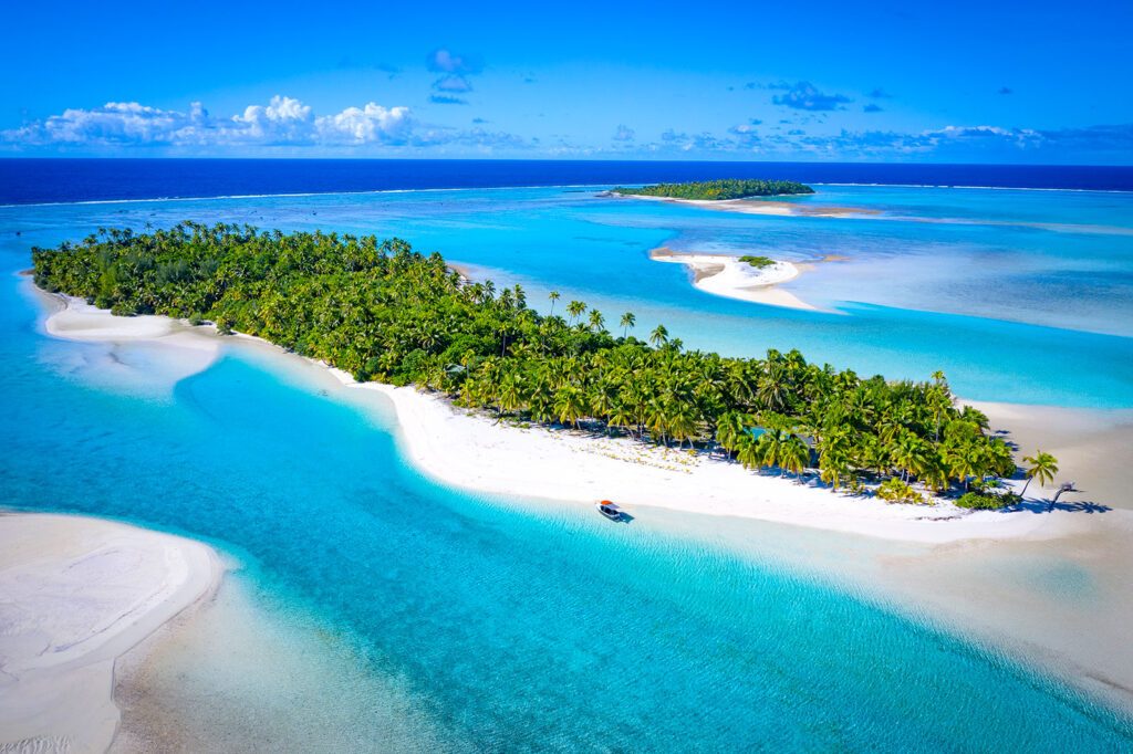 Bird-eye-view-of-the-Cook-islands-by-Cook-Islands-tourism