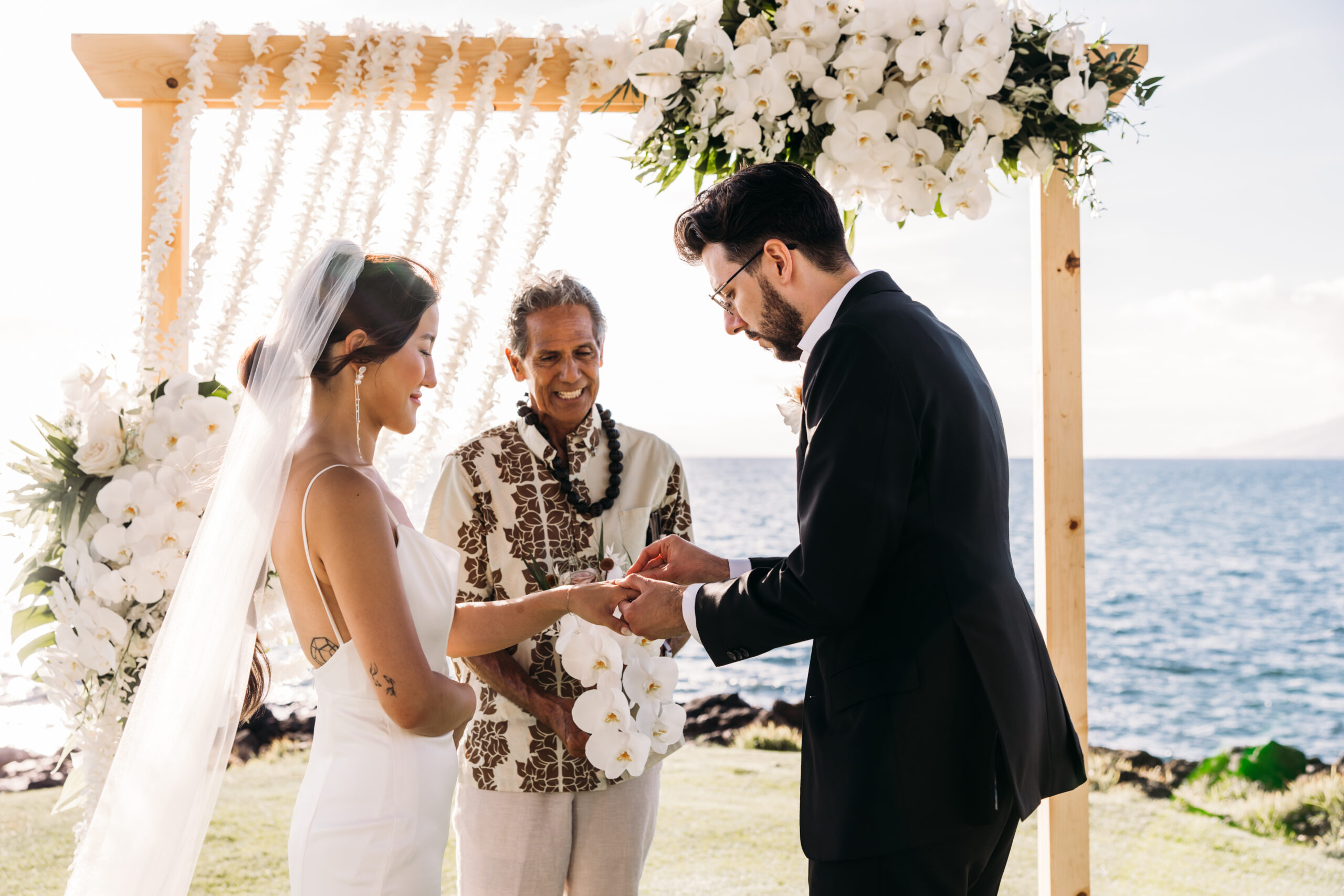 Destination wedding hawaii